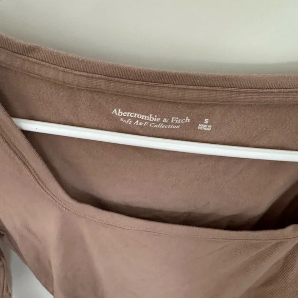 BUNDLE OF 2 Soft AF A&F Long Sleeve Bodysuits - Picture 5 of 5